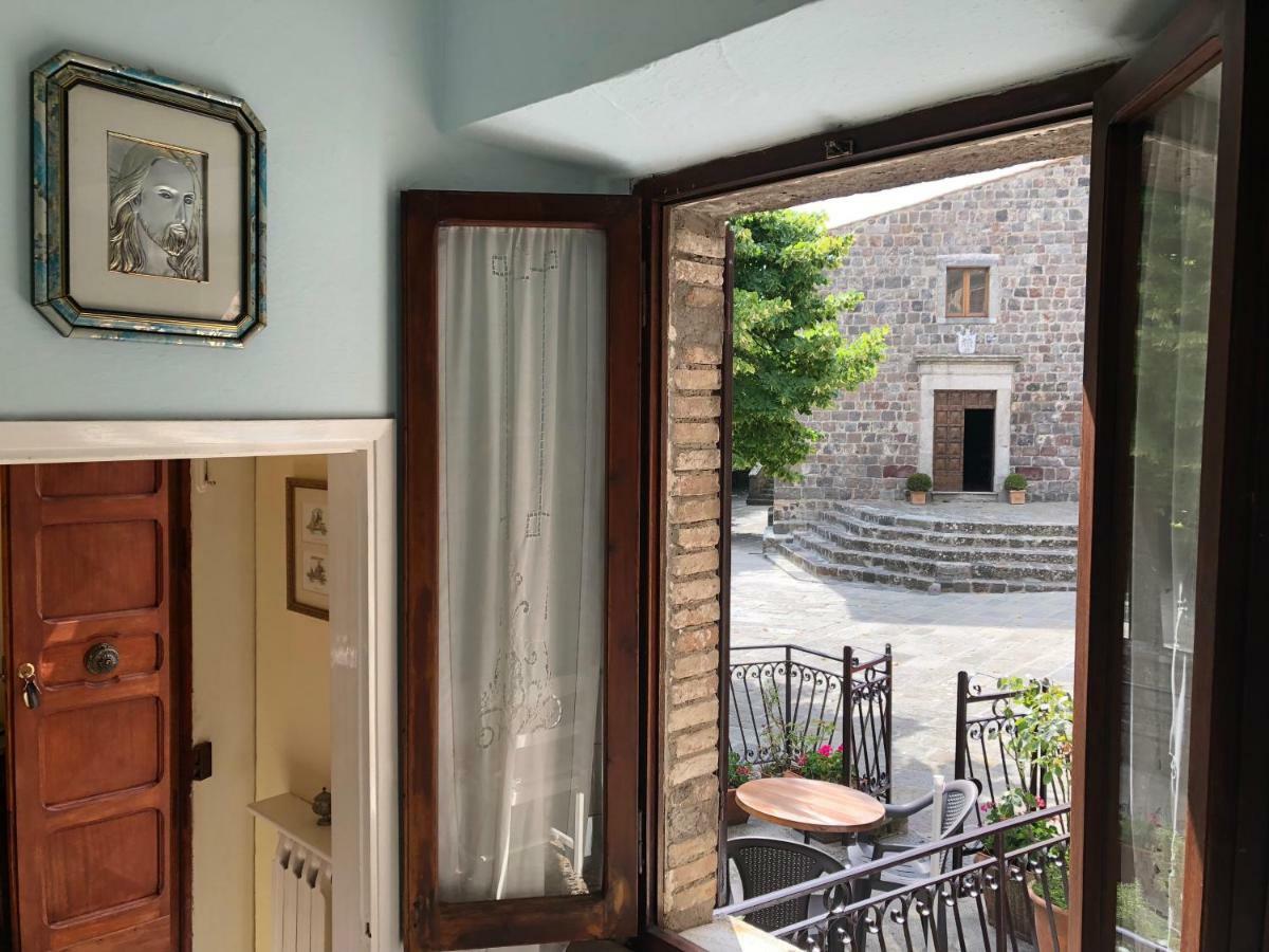 Villa Casa Della Piazza Radicofani Exterior foto
